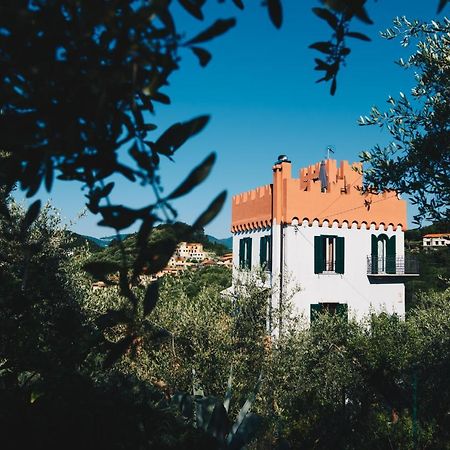 Вилла La Torretta Леричи Экстерьер фото